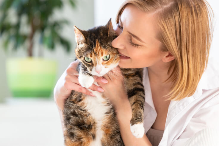 Lady with her cat